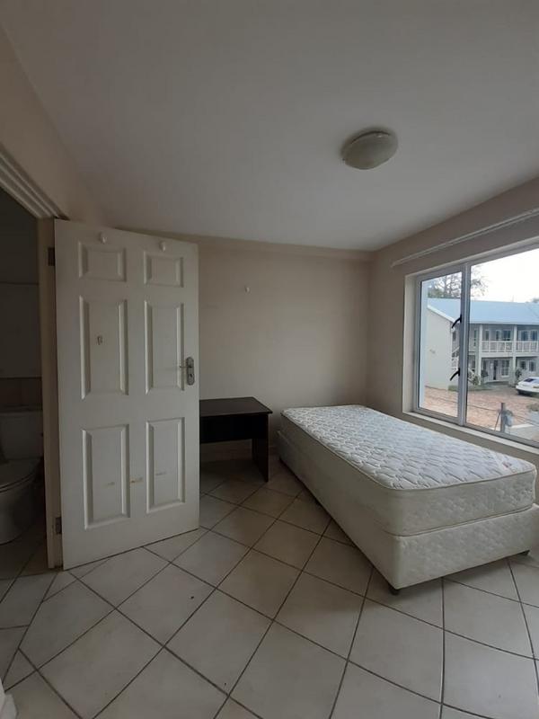 2 Bedroom Property for Sale in Grahamstown Central Eastern Cape